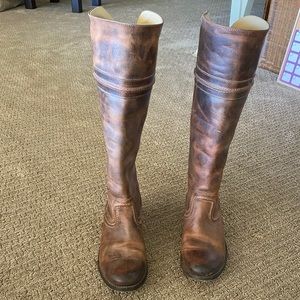 Frye Melissa Trapunto- Sz 6.5 Like New